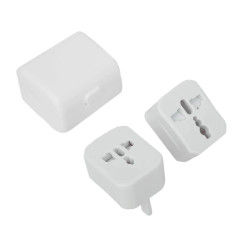 World Travel Adaptor||Escritorio